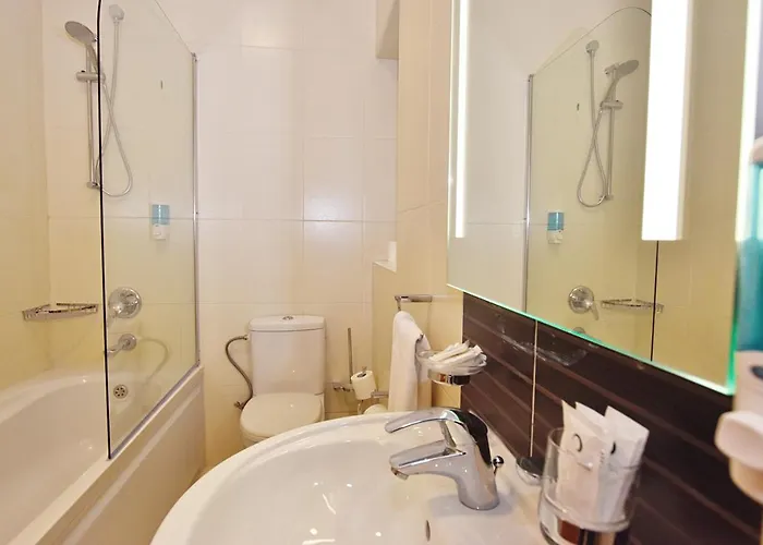 101 Moroni By Cast Renting * Gzira